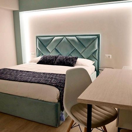 Guest House Domus Gratia Russo Rome Exterior photo