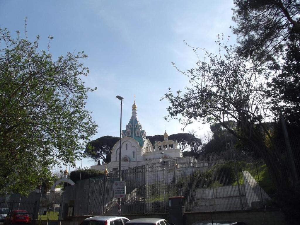 Guest House Domus Gratia Russo Rome Exterior photo