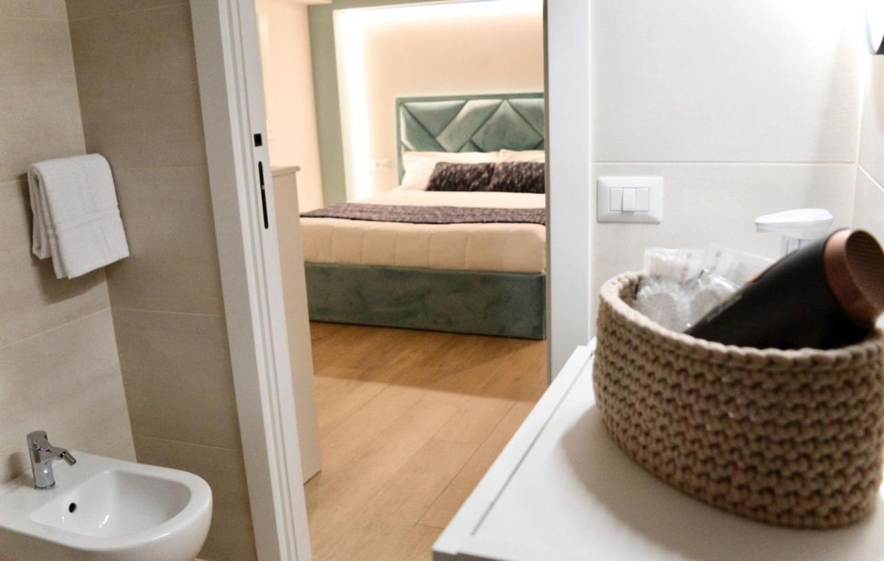 Guest House Domus Gratia Russo Rome Exterior photo